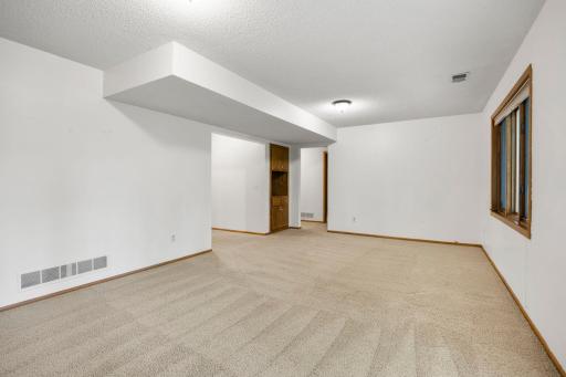 70-web-or-mls-15588 Canyon Ridge-284.jpg