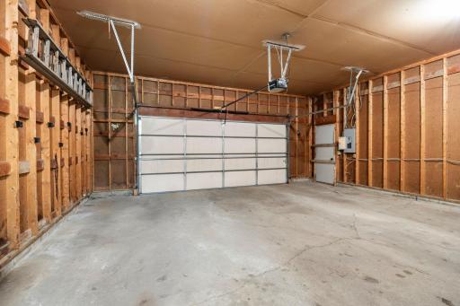 78-web-or-mls-15588 Canyon Ridge-174.jpg