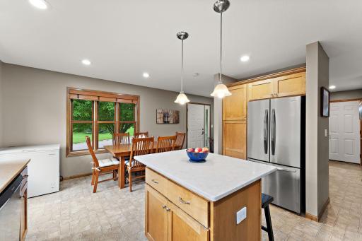 Eat-in kitchen can handle a large table.