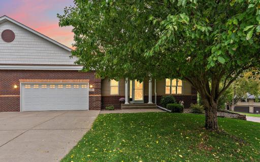 Corner lot offers you plenty of yard space for pets, children and outdoor activities~