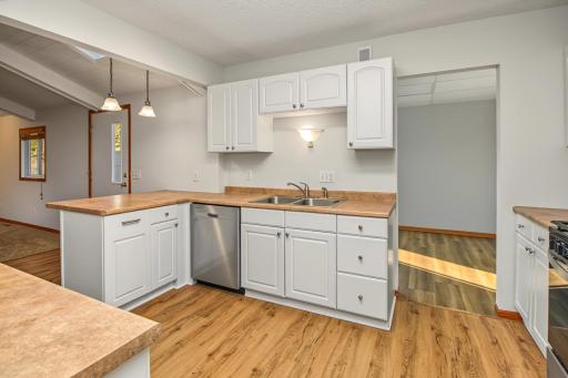 1381 Easter Lane, Eagan, MN 55123