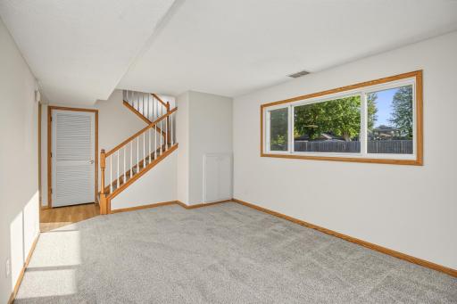 1381 Easter Lane, Eagan, MN 55123