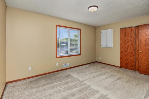 1381 Easter Lane, Eagan, MN 55123