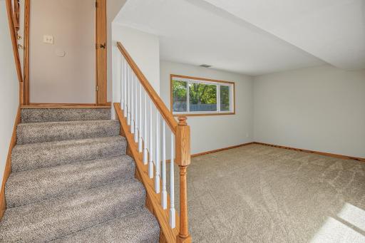 1381 Easter Lane, Eagan, MN 55123