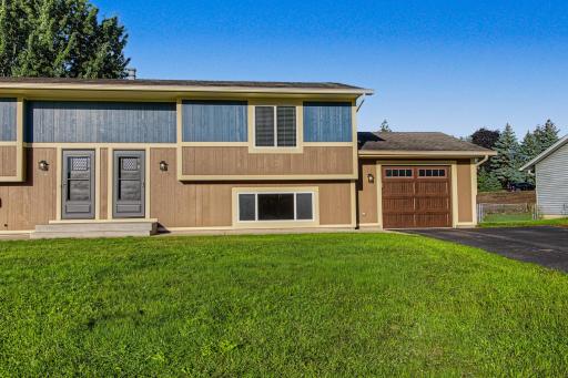 1381 Easter Lane, Eagan, MN 55123