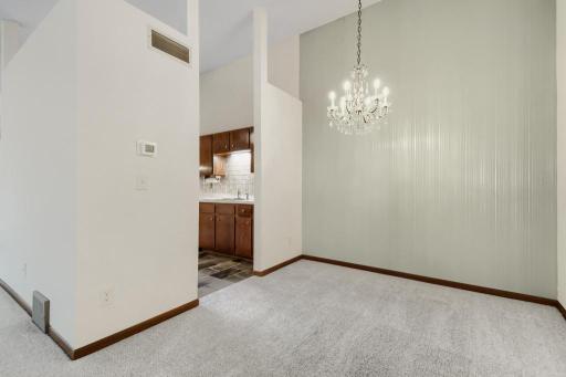 5409 Pompano Drive - MLS Sized - 011 - 11 Dining Room.jpg