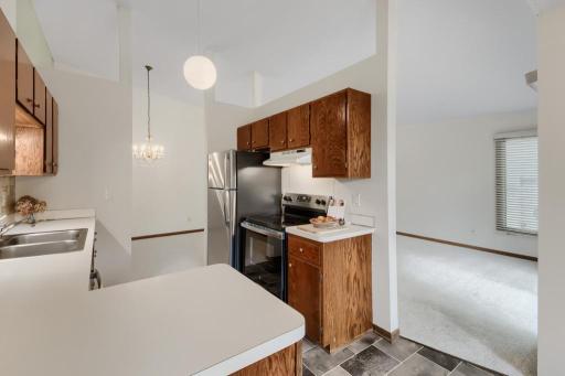 5409 Pompano Drive - MLS Sized - 013 - 13 Kitchen.jpg