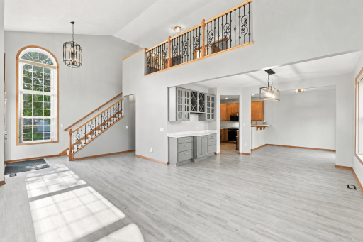 7143 Arthur Drive, Woodbury, MN 55125