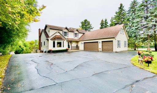 1009 River Terrace Drive, Bloomington, MN 55431