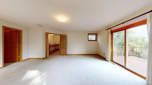 1009 River Terrace Drive, Bloomington, MN 55431