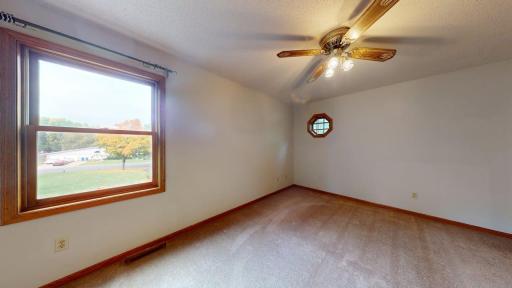 1009 River Terrace Drive, Bloomington, MN 55431