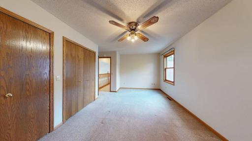 1009 River Terrace Drive, Bloomington, MN 55431