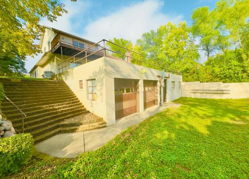 1009 River Terrace Drive, Bloomington, MN 55431