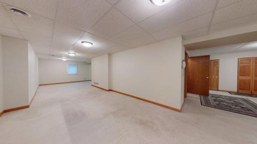 1009 River Terrace Drive, Bloomington, MN 55431