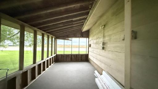 411 Chavis Drive, Hendricks, MN 56136