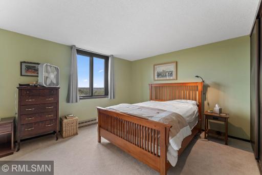 1181 Edgcumbe Road, 1005, Saint Paul, MN 55105