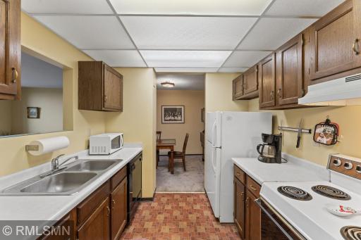 1181 Edgcumbe Road, 1005, Saint Paul, MN 55105