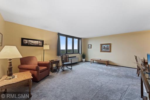1181 Edgcumbe Road, 1005, Saint Paul, MN 55105