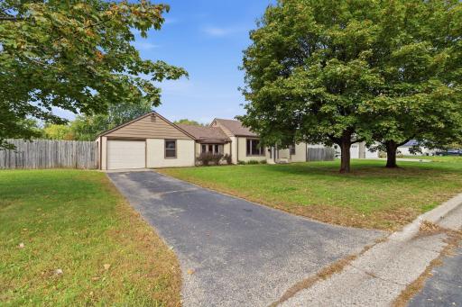 10112 Stevens Avenue S, Bloomington, MN 55420