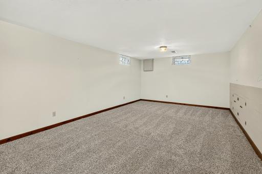 181 E 7th Street, Zumbrota, MN 55992