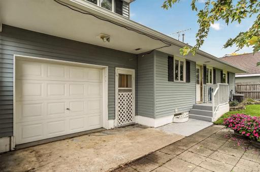 181 E 7th Street, Zumbrota, MN 55992