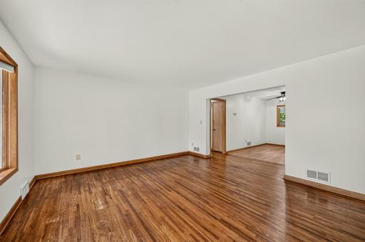 181 E 7th Street, Zumbrota, MN 55992