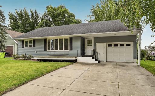 181 E 7th Street, Zumbrota, MN 55992