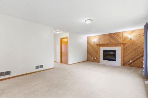 400 Durango Drive, Roberts, WI 54023