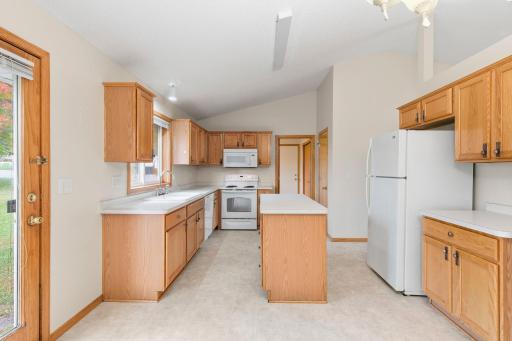 400 Durango Drive, Roberts, WI 54023
