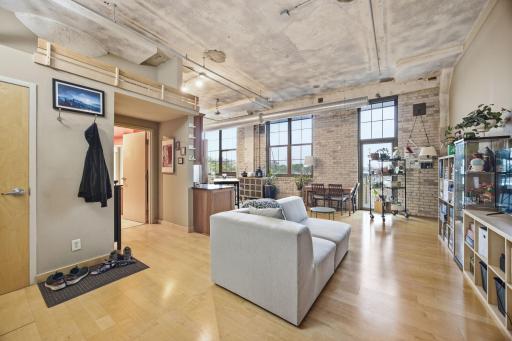 1901 E Hennepin Avenue, 303, Minneapolis, MN 55413