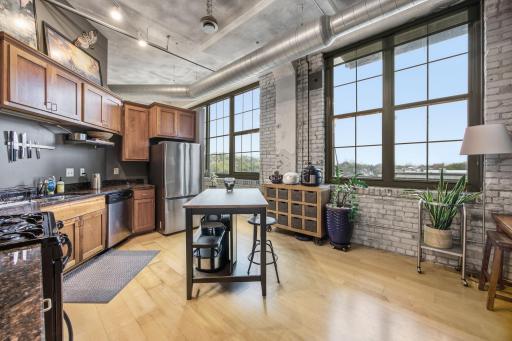 1901 E Hennepin Avenue, 303, Minneapolis, MN 55413
