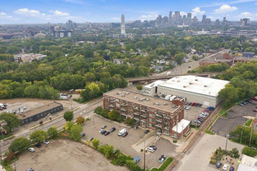 1901 E Hennepin Avenue, 303, Minneapolis, MN 55413