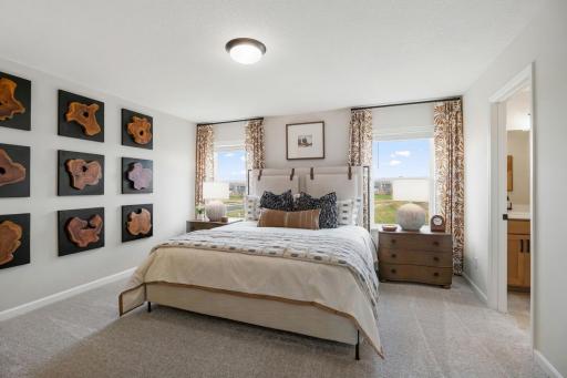 Beautiful Primary bedroom en-suite is a favorite!