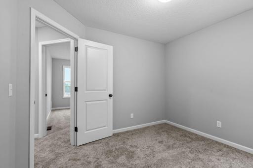 16586 Ulysses Street NW, Elk River, MN 55330