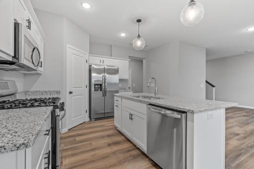 16586 Ulysses Street NW, Elk River, MN 55330