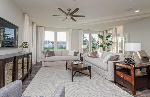 Images are of a model home and are for illustrative purposes only