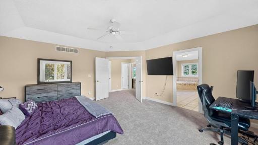 2042 Baihly Estates Lane SW, Rochester, MN 55902