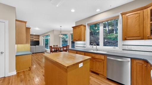 2042 Baihly Estates Lane SW, Rochester, MN 55902