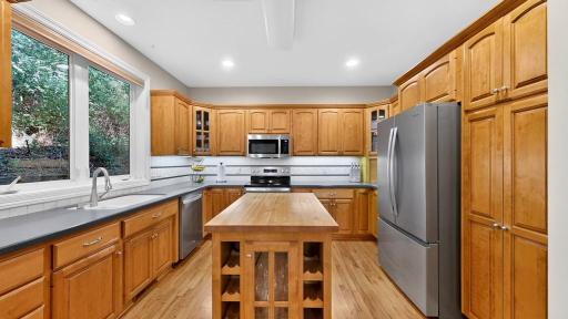 2042 Baihly Estates Lane SW, Rochester, MN 55902