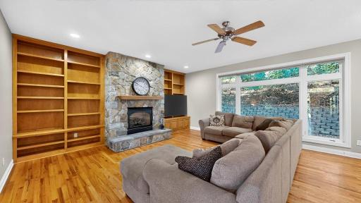 2042 Baihly Estates Lane SW, Rochester, MN 55902