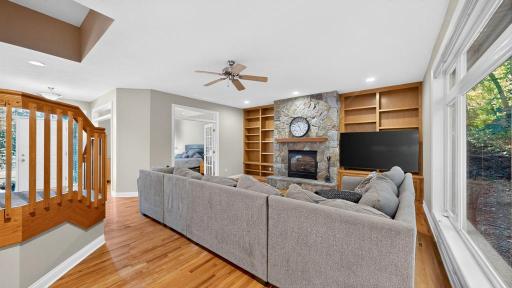 2042 Baihly Estates Lane SW, Rochester, MN 55902
