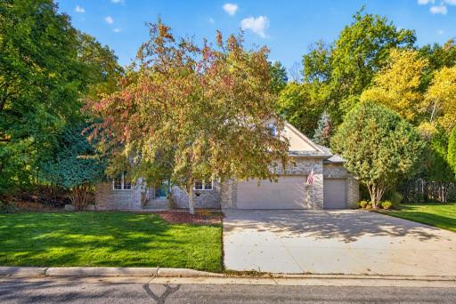 2042 Baihly Estates Lane SW, Rochester, MN 55902