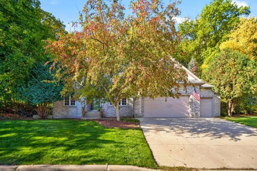 2042 Baihly Estates Lane SW, Rochester, MN 55902