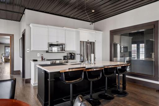 1490 Hamel Road, 15, Medina, MN 55340