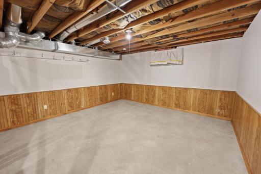 655 Mooers Avenue SE, Cokato, MN 55321