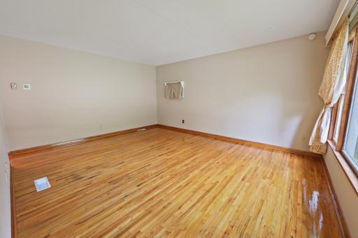 655 Mooers Avenue SE, Cokato, MN 55321