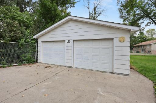 655 Mooers Avenue SE, Cokato, MN 55321