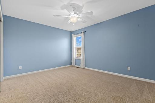 626 Eastgate Parkway, Mahtomedi, MN 55115