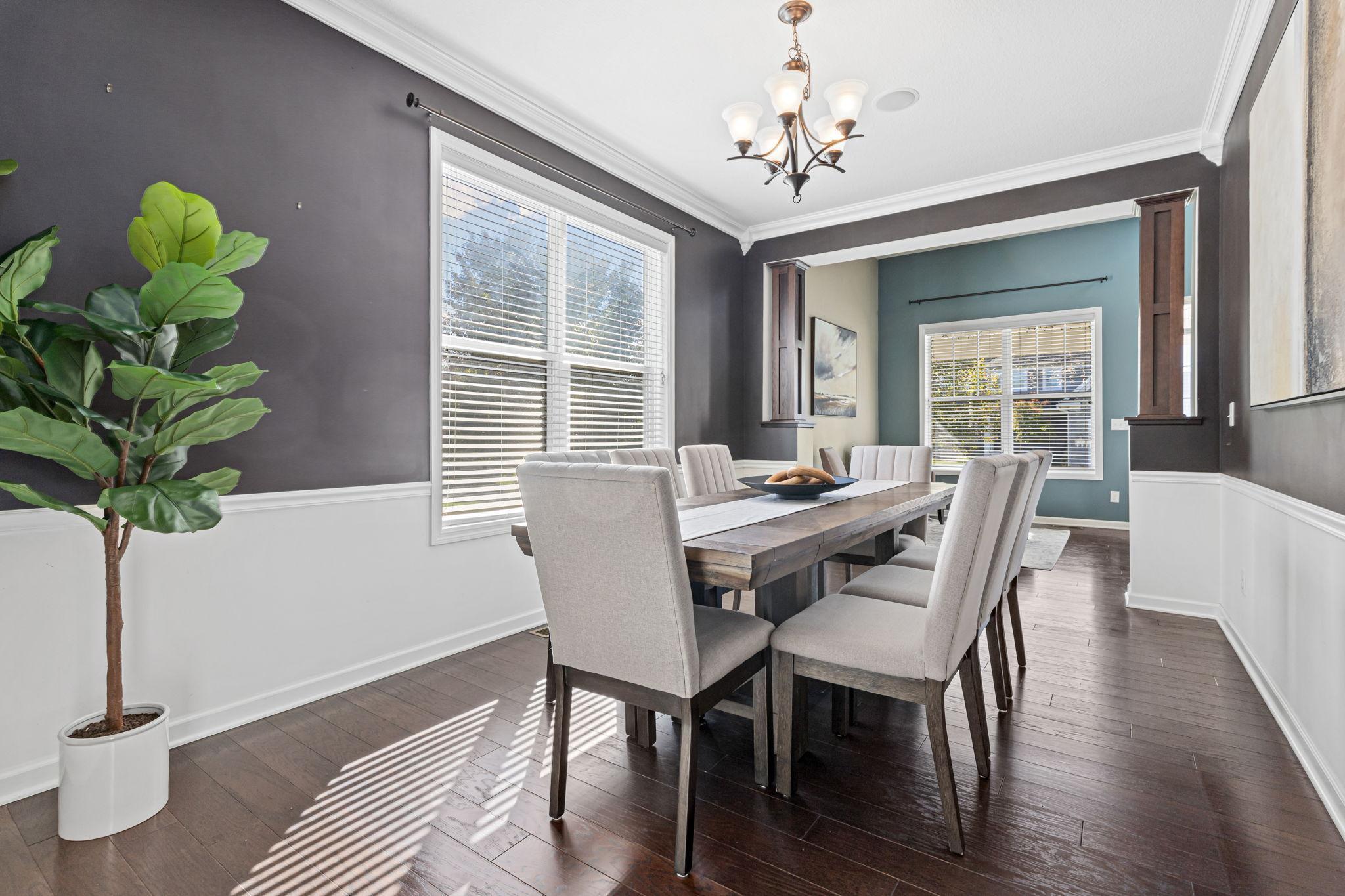Formal Dining Space for Entertaining!