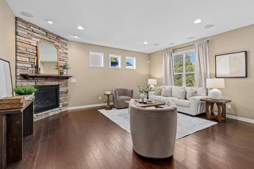 626 Eastgate Parkway, Mahtomedi, MN 55115